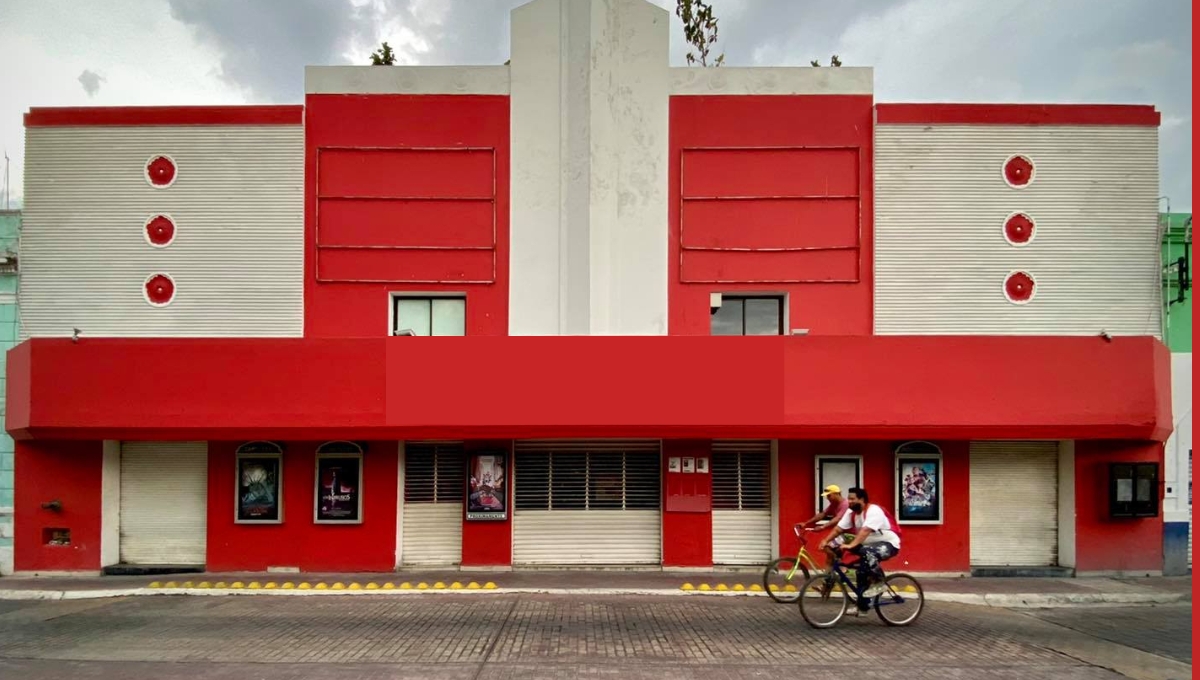'Regresa' icónico Cine Rex a Mérida tras más de dos meses de su cierre