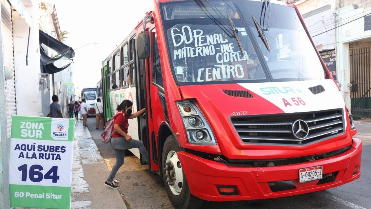 Camiones de Mérida vuelven a sus paraderos originales, a dos años de la reubicación