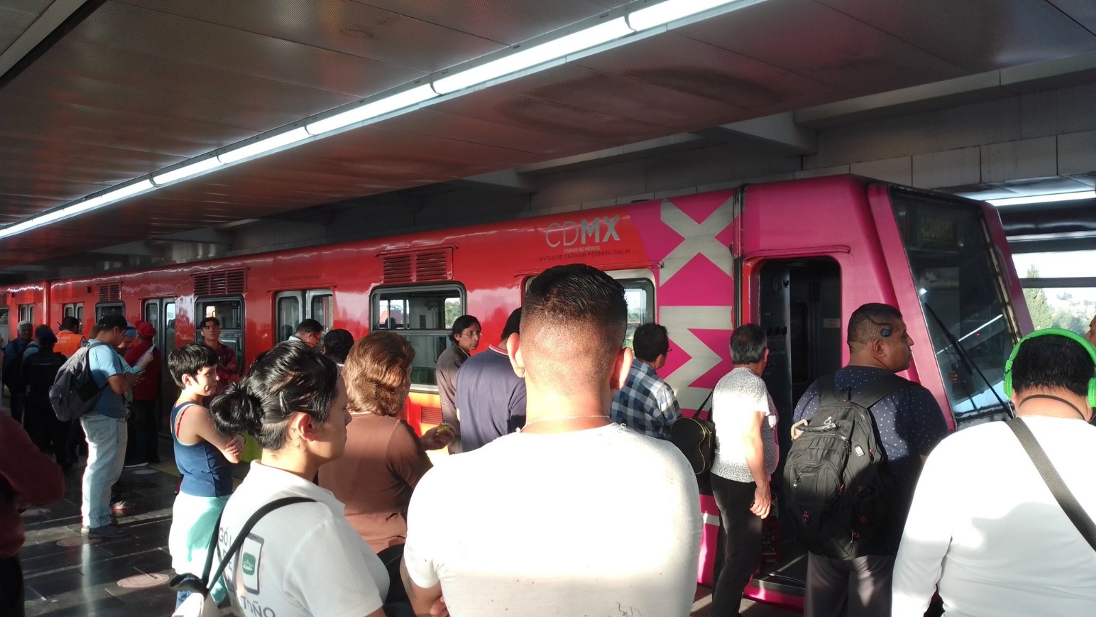 Suspenden servicio de Ciudad Deportiva a Pantitlán de la Línea 9 del Metro de la CDMX