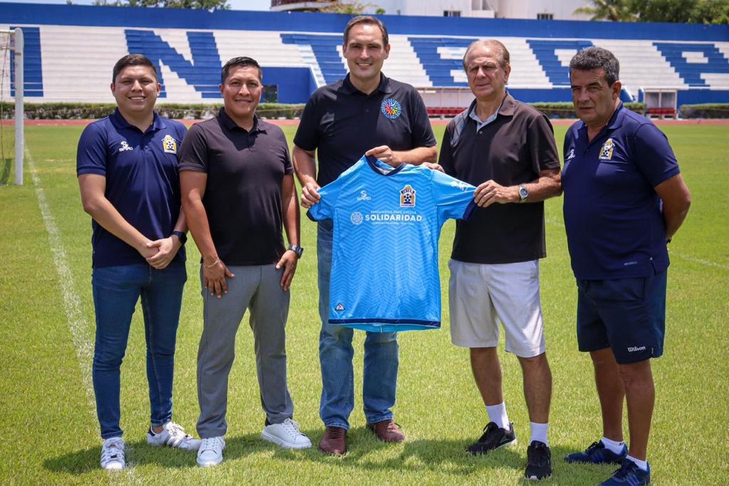 Bracamontes renueva contrato como director técnico del Inter Playa del Carmen