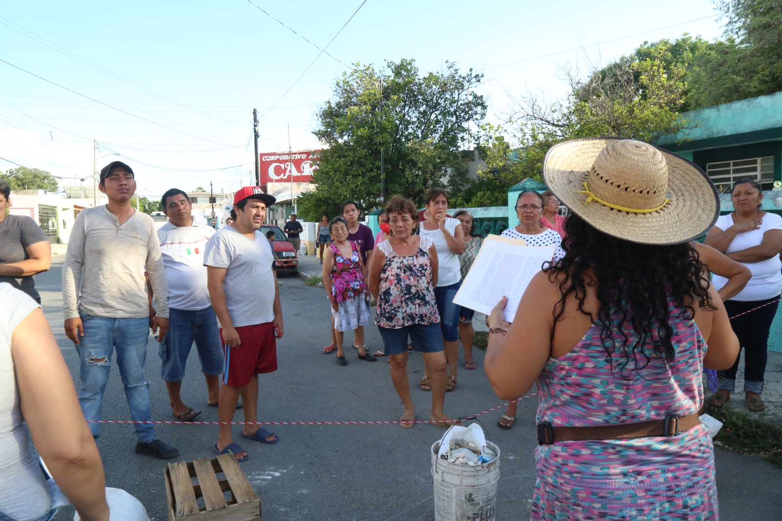 Vecinos de Mérida se quejarán de la CFE ante la Profeco por los apagones en plena ola de calor