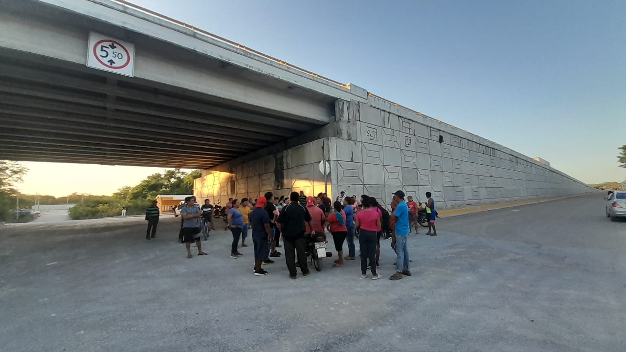 Sin avisar, IET deja sin transporte público a comunidades de Campeche: VIDEO
