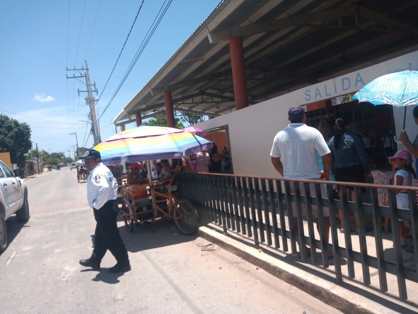 Ola de calor obliga a escuelas de Tenabo, Campeche a retirar a estudiantes