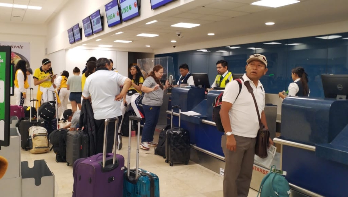 Migración salva a basquetbolistas de Colombia de perder vuelo en el aeropuerto de Mérida