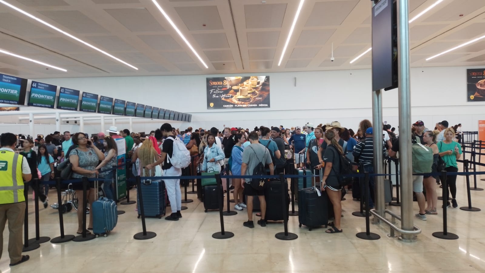 Aeropuerto de Cancún registra casi 550 vuelos este martes 20 de junio: EN VIVO