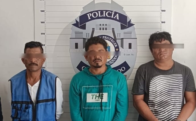 Arrestan a tres hombres por presunto secuestro en Cancún; víctima logra escapar con vida