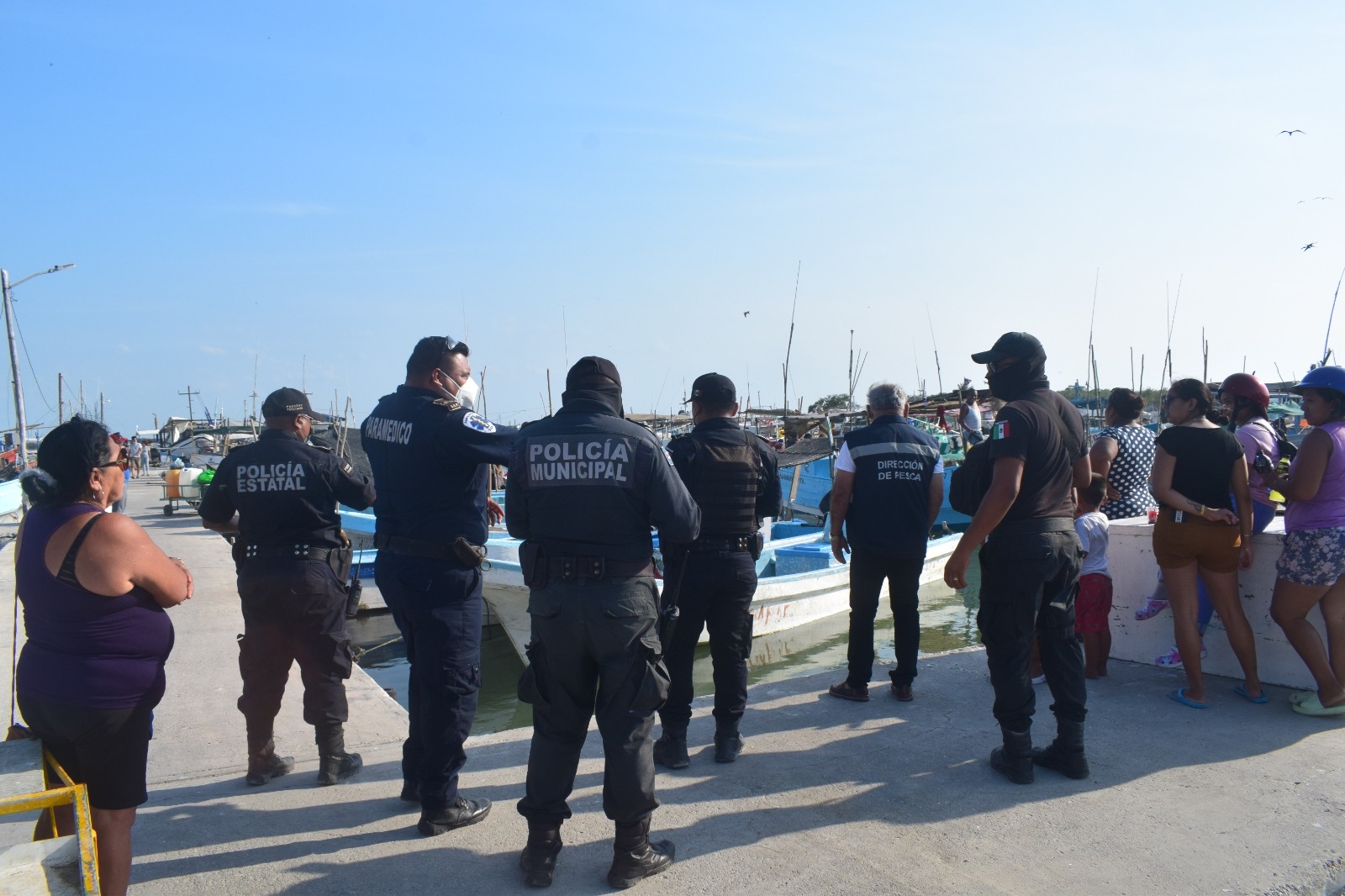 Dos embarcaciones son desvalijadas en altamar por sujetos armados en Progreso
