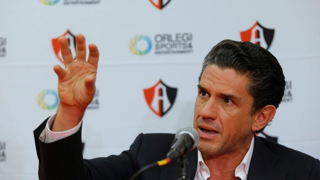 La FGR investiga al dueño de Grupo Orlegi por un fraude de 17 millones de pesos en sueldos de jugadores de Santos