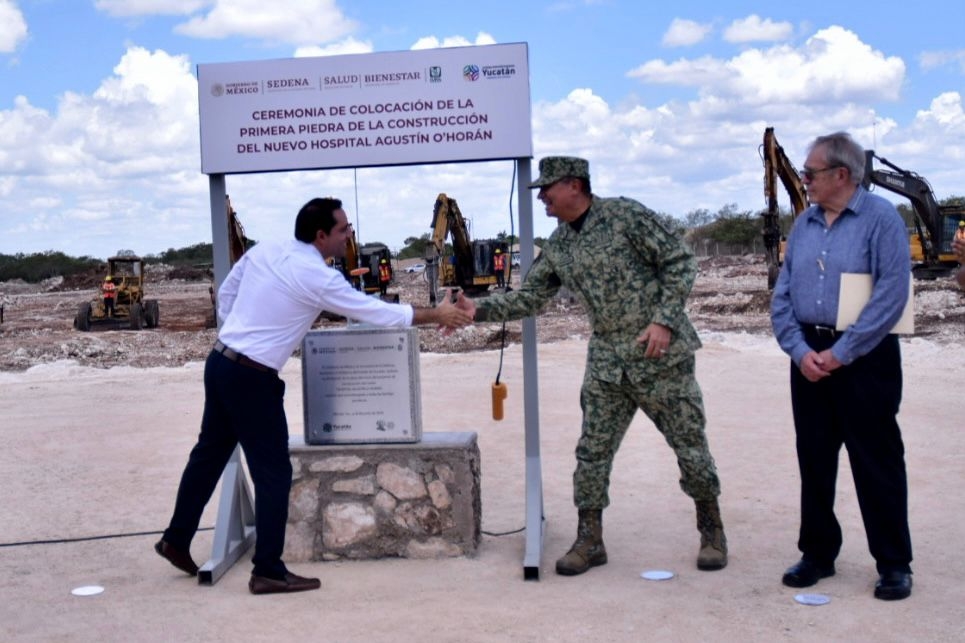 Mauricio Vila coloca la primera piedra del Nuevo Hospital O'Horán de Mérida: VIDEO