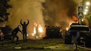 Al menos 150 detenidos en segunda noche de disturbios en Francia