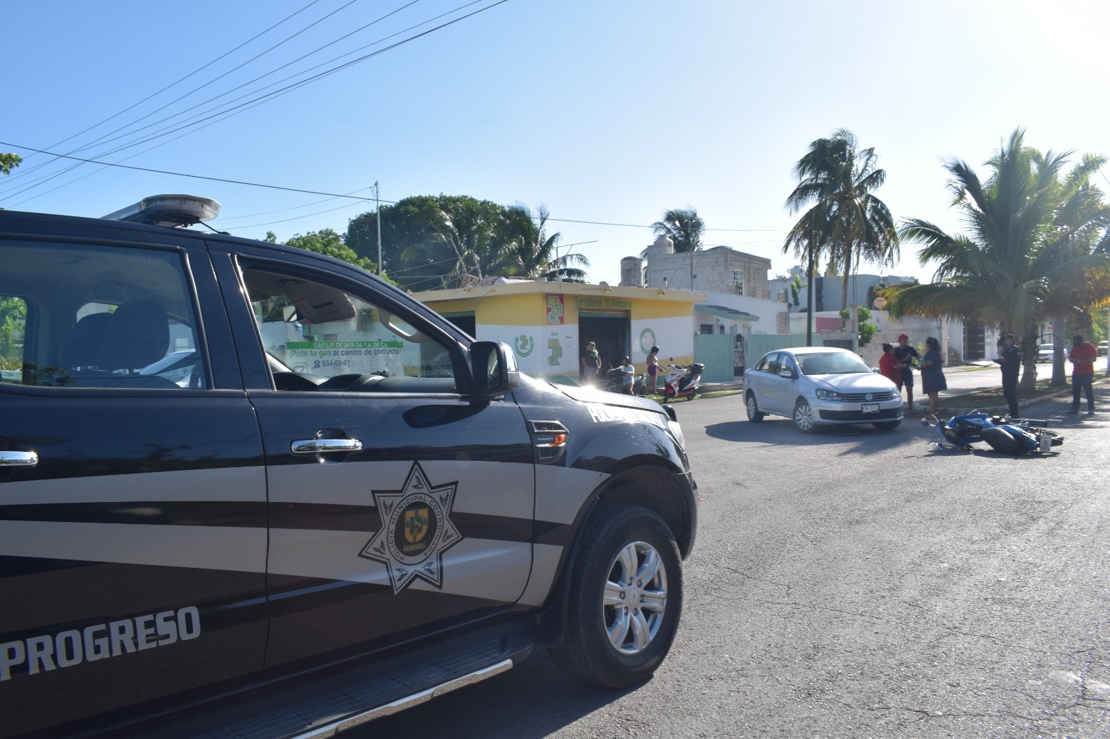 Niña sufre accidente vehicular a escasos metros de su primaria en Progreso
