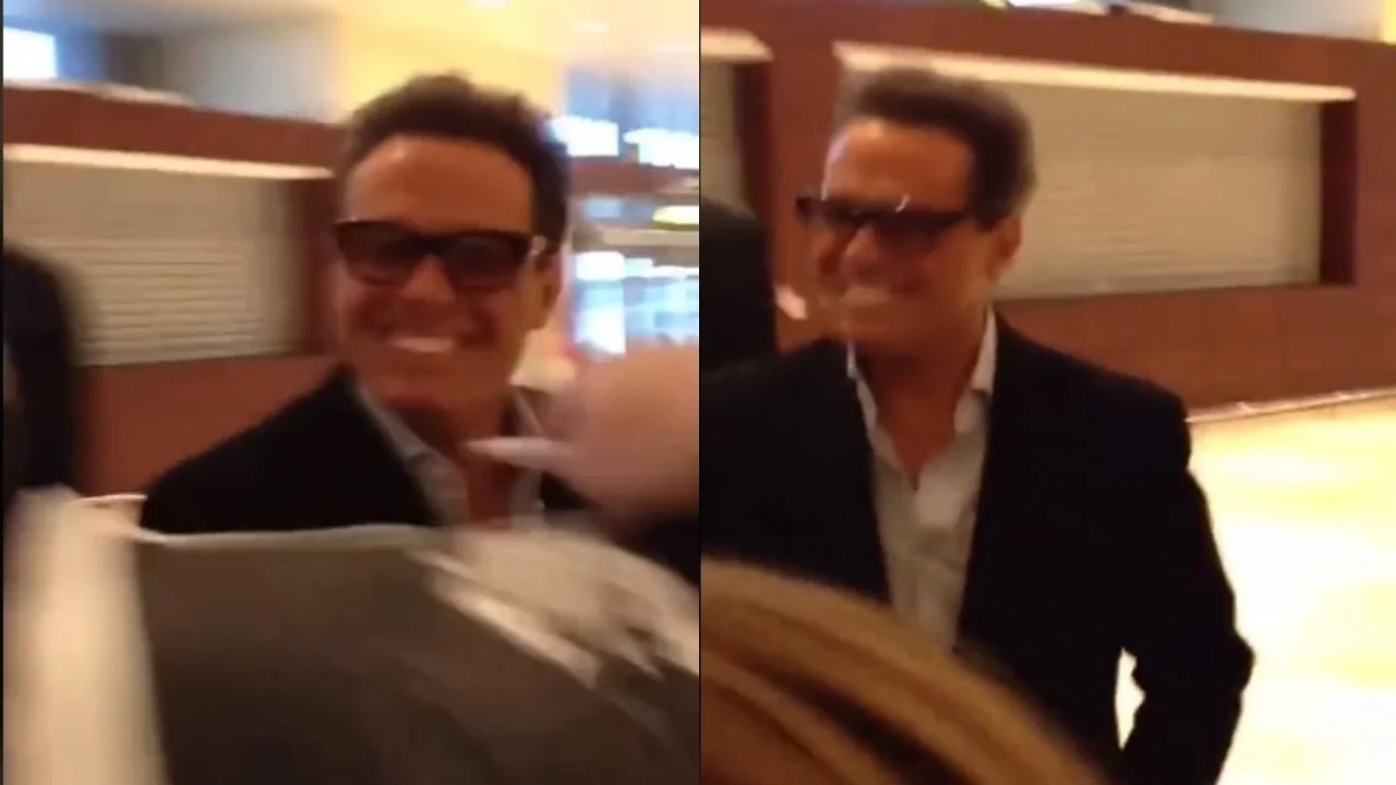 Luis Miguel da autógrafos a sus fans en su llegada al aeropuerto: VIDEO