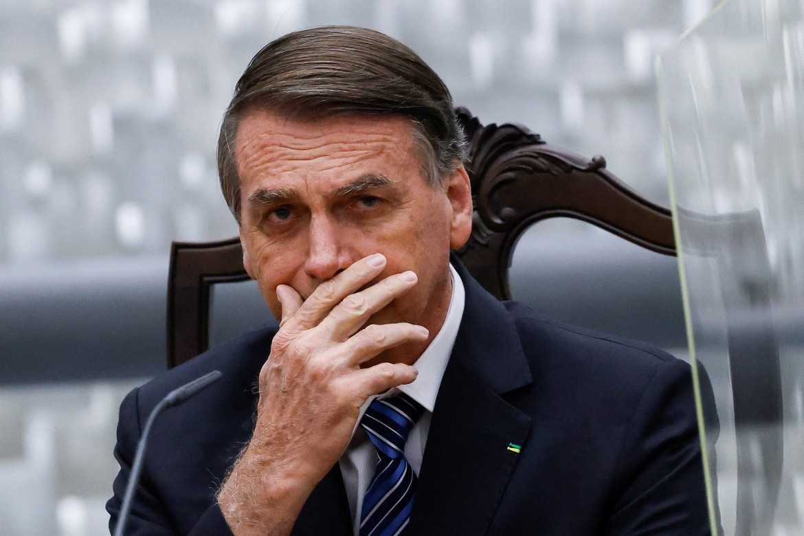 Inhabilitan a Bolsonaro por abuso de poder en Brasil