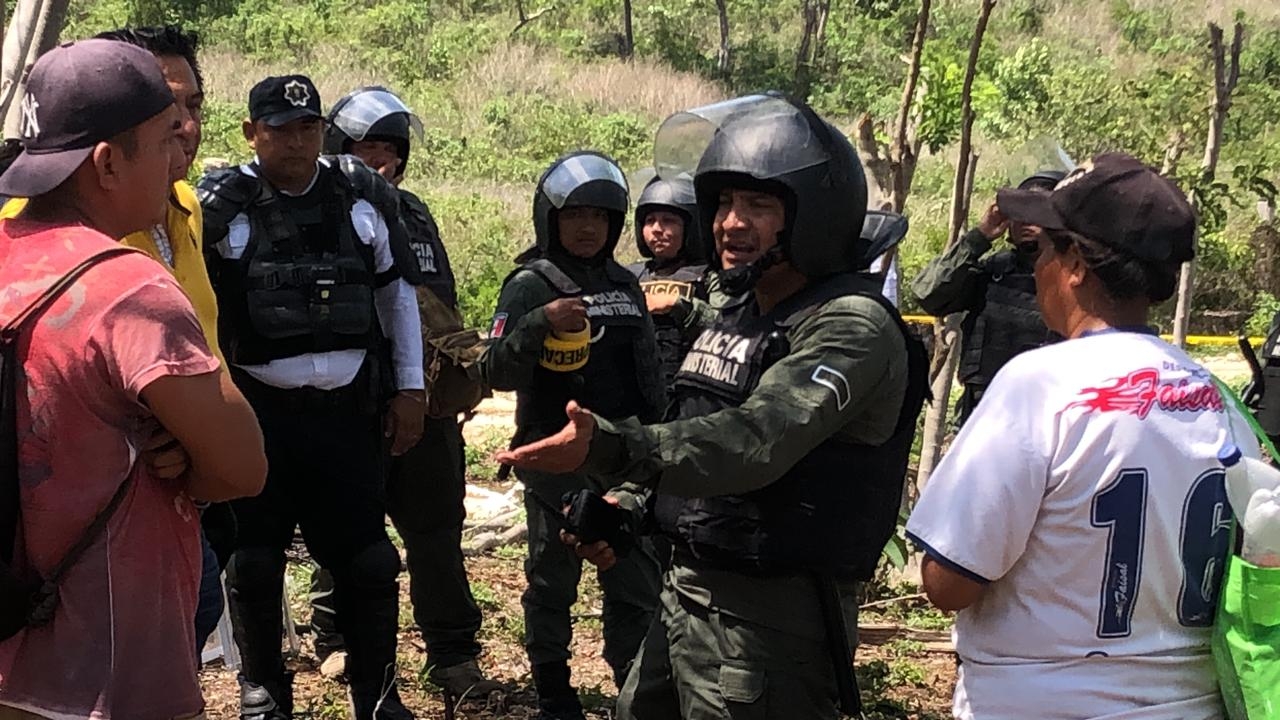Antimotines desalojan a invasores de terrenos en San Antonio Ebulá, Campeche