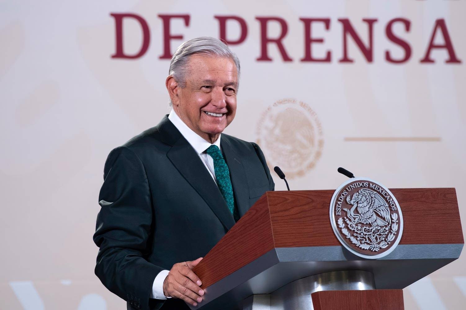 AMLO felicita a gobernadores electos en Edomex y Coahuila y habla de las elecciones de 2024