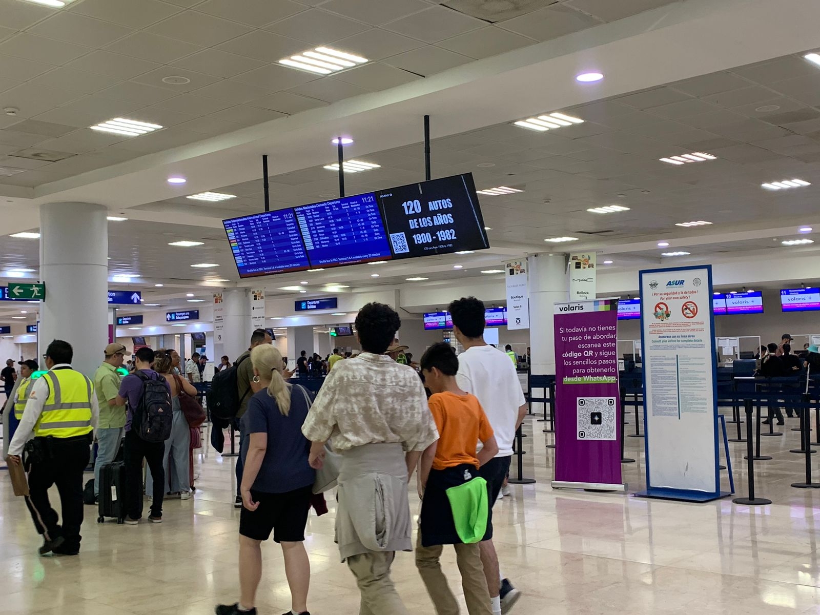 Paro de labores de Volaris no perjudica vuelos en el aeropuerto de Cancún: EN VIVO