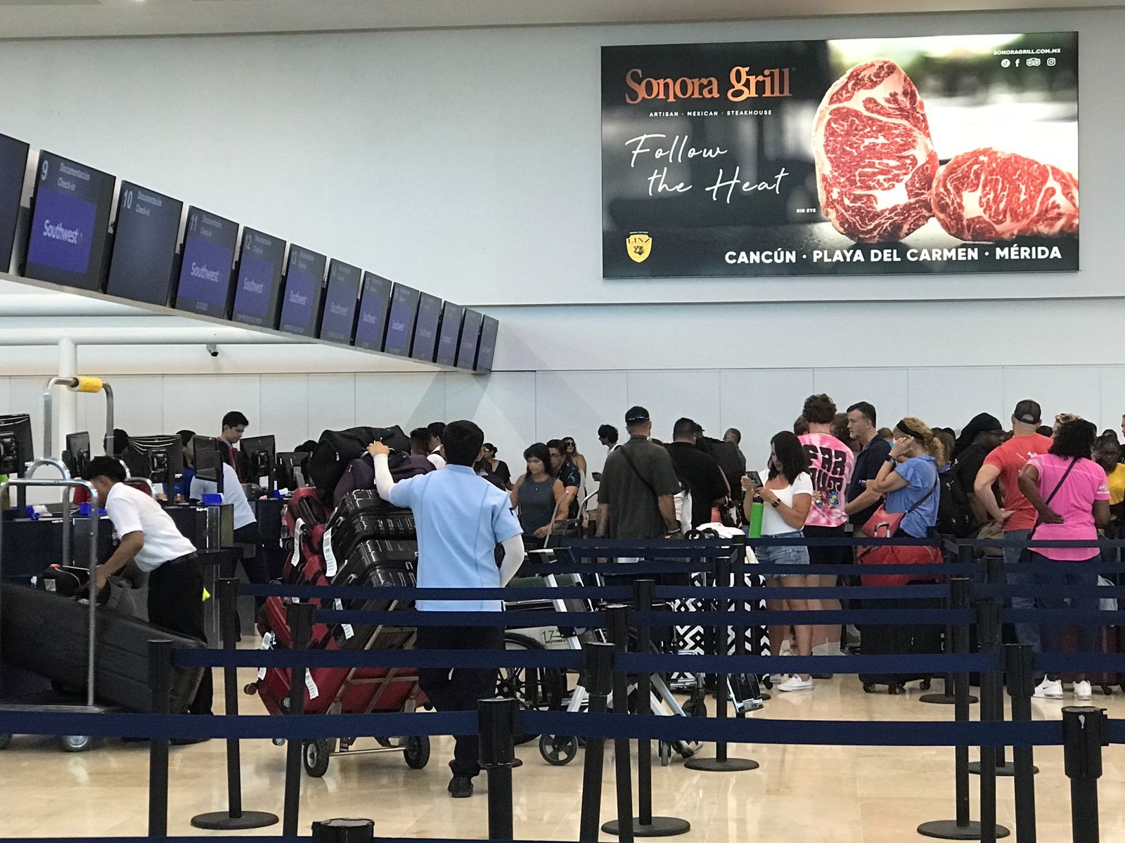 Aeropuerto de Cancún transportó a más de dos millones de pasajeros en mayo: EN VIVO