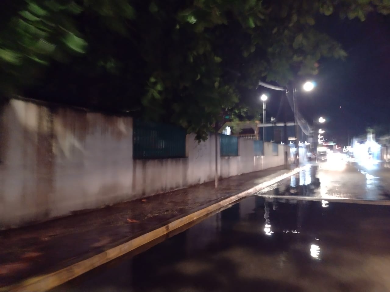 Se registra inundaciones y apagones en el municipio de Felipe Carrillo Puerto
