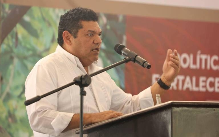 Javier May renuncia al Fonatur; buscará la gubernatura de Tabasco