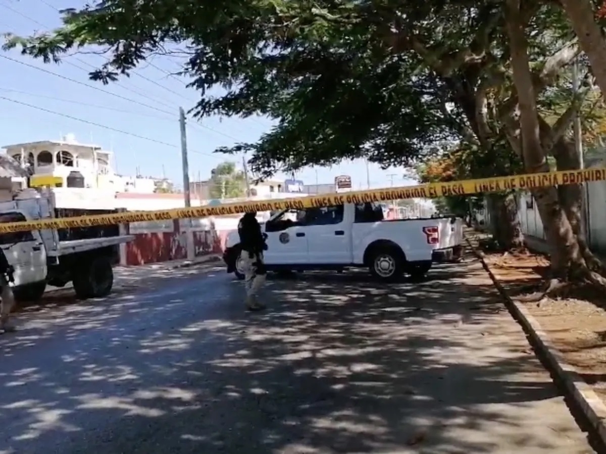 Detienen a cuatro personas en cateo a narcotiendita al Oriente de Mérida