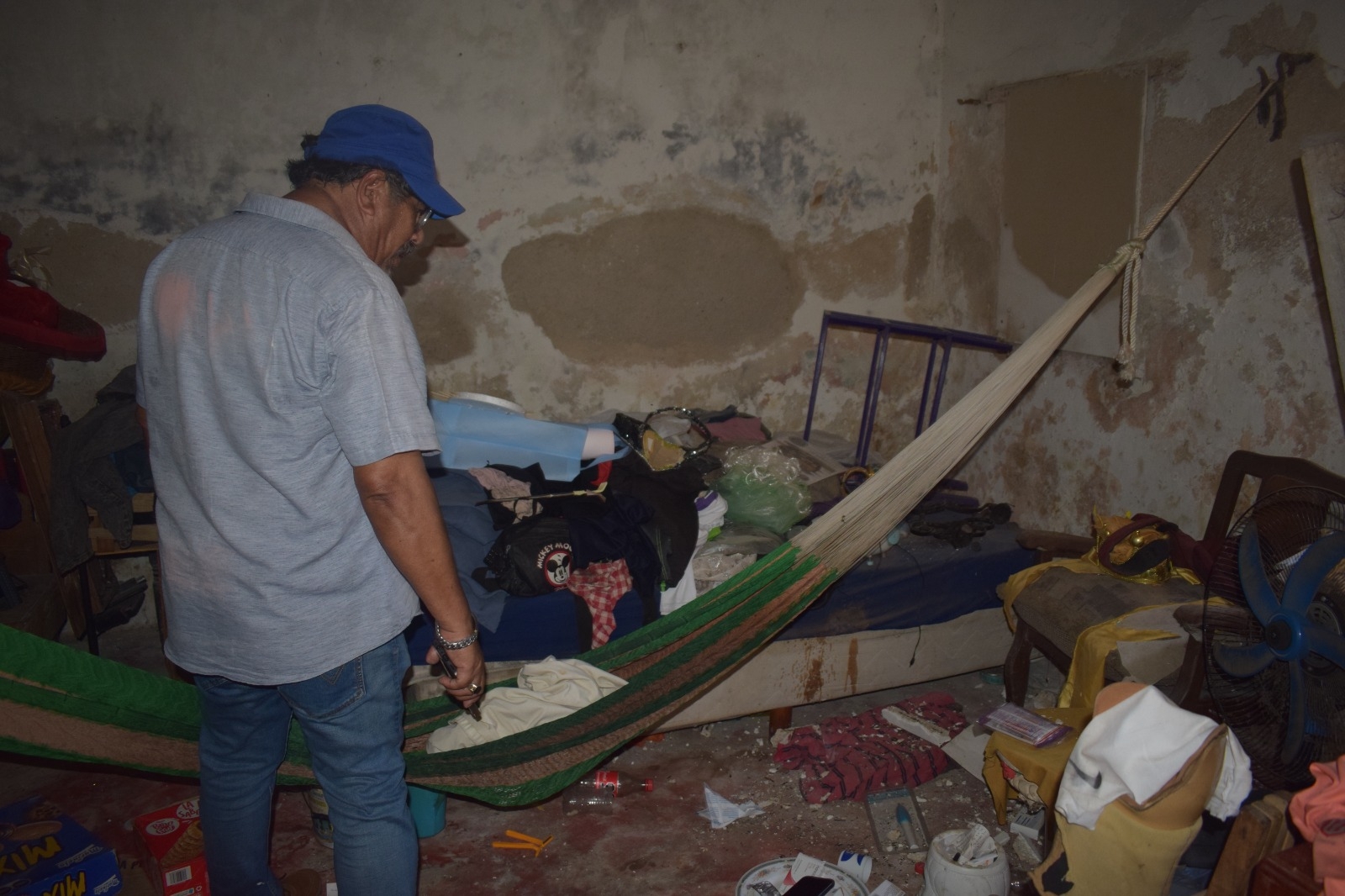 Desalojan a una familia tras el derrumbe del techo de su casa en Progreso