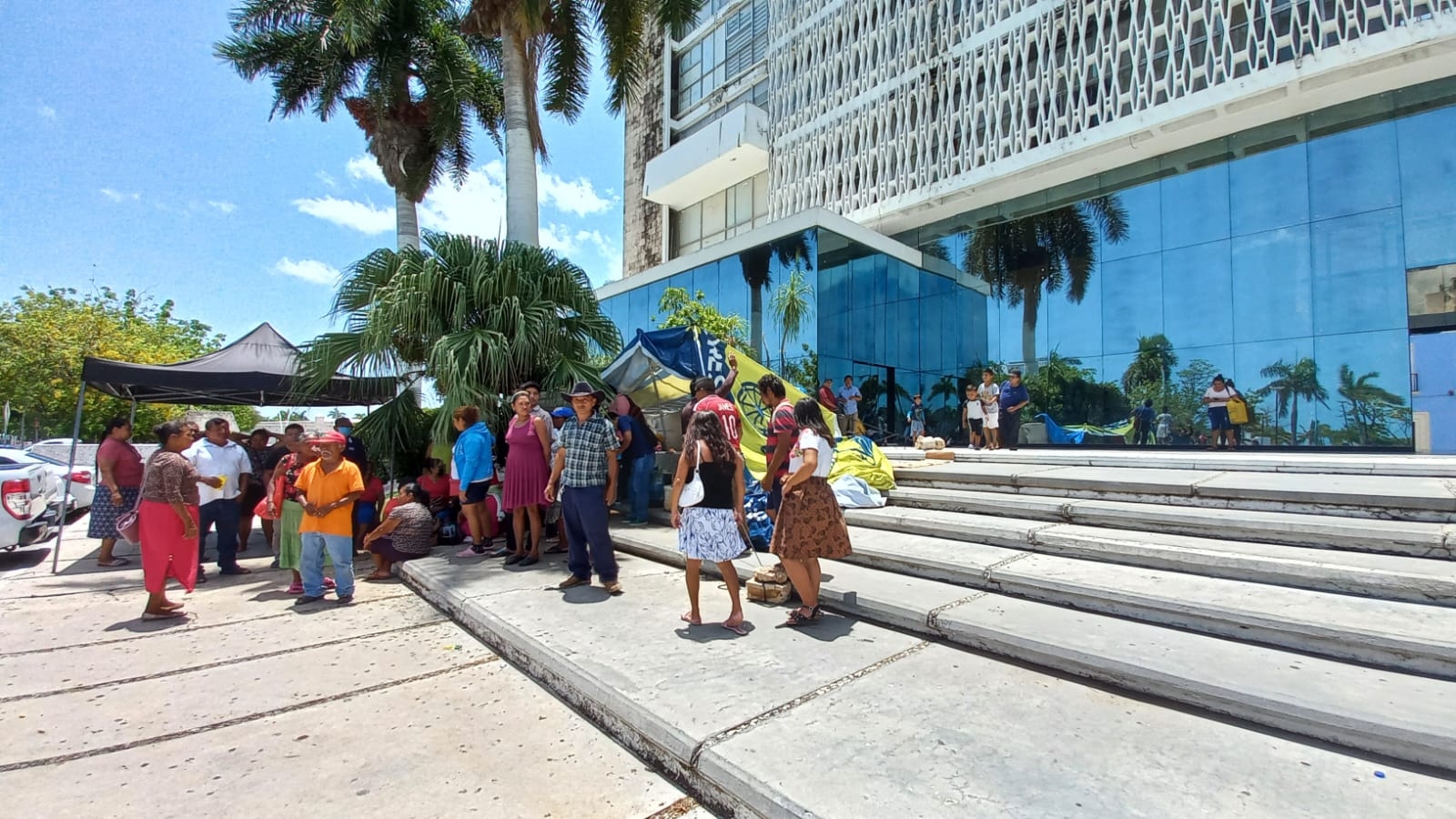 Gobierno de Campeche, sin atender a vecinos desalojados de Champotón; llevan 12 días de protesta