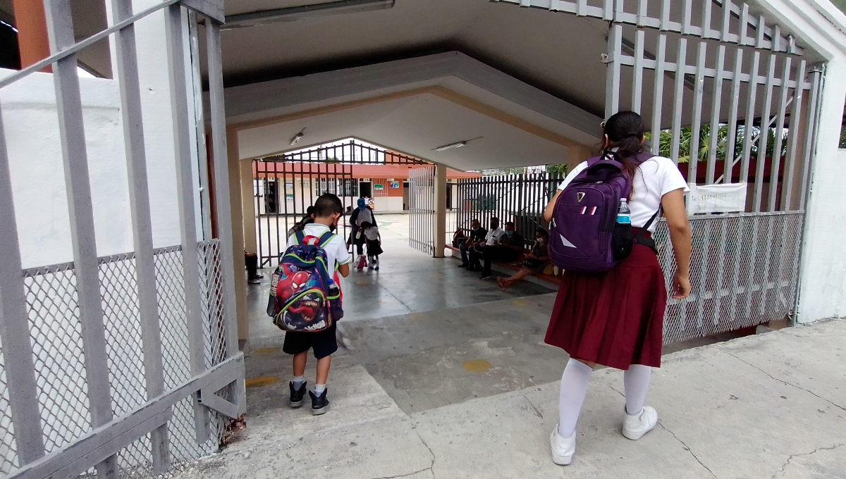 Vacaciones de Verano: Más de 340 mil estudiantes dicen adiós a los libros en Quintana Roo