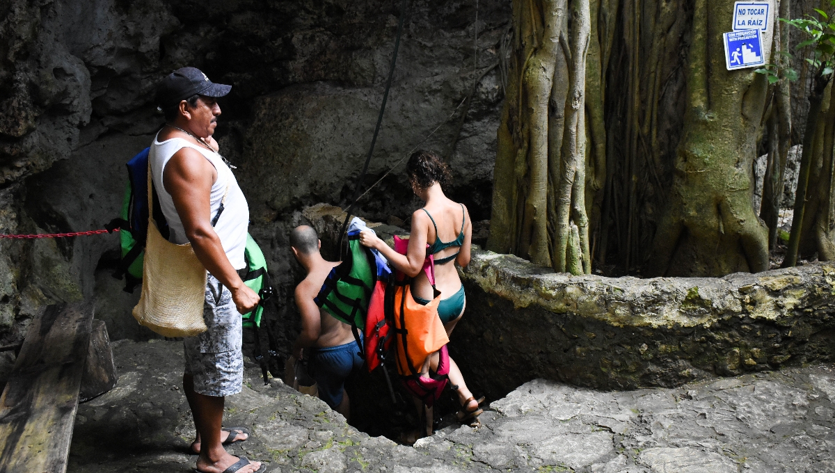 Cenotes de Yucatán, basureros clandestinos; sacan dos toneladas de residuos en 11 cuerpos de agua