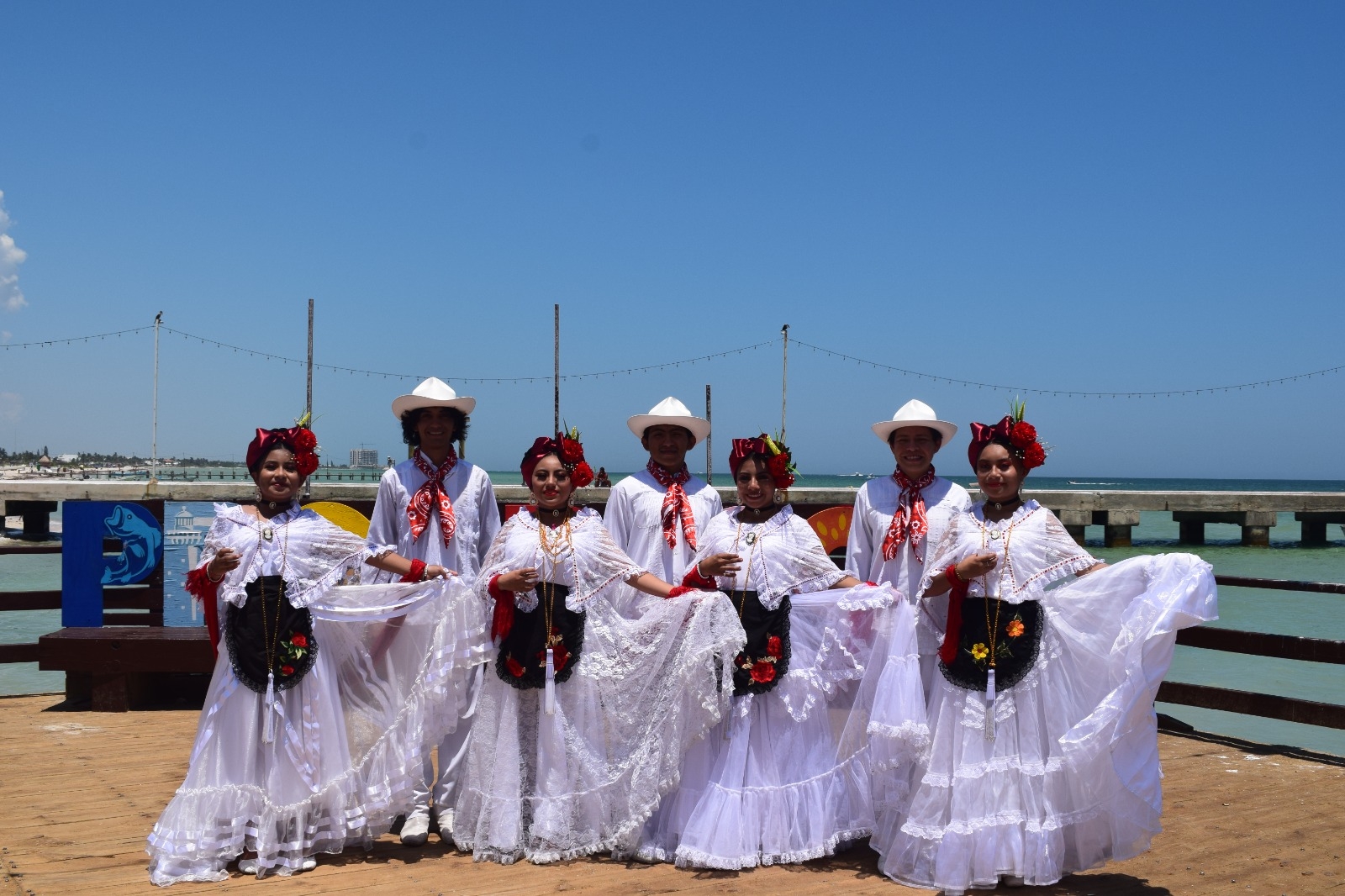 Arriban bailarines desde Kanasín para cumplir metas en Progreso