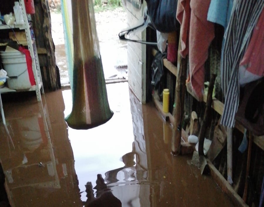 Más de 160 casas de asentamiento al Sur de Mérida se inundaron