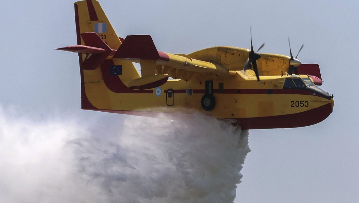 Incendios en Grecia: Se estrella avión que combatía el fuego en la Isla de Eubea