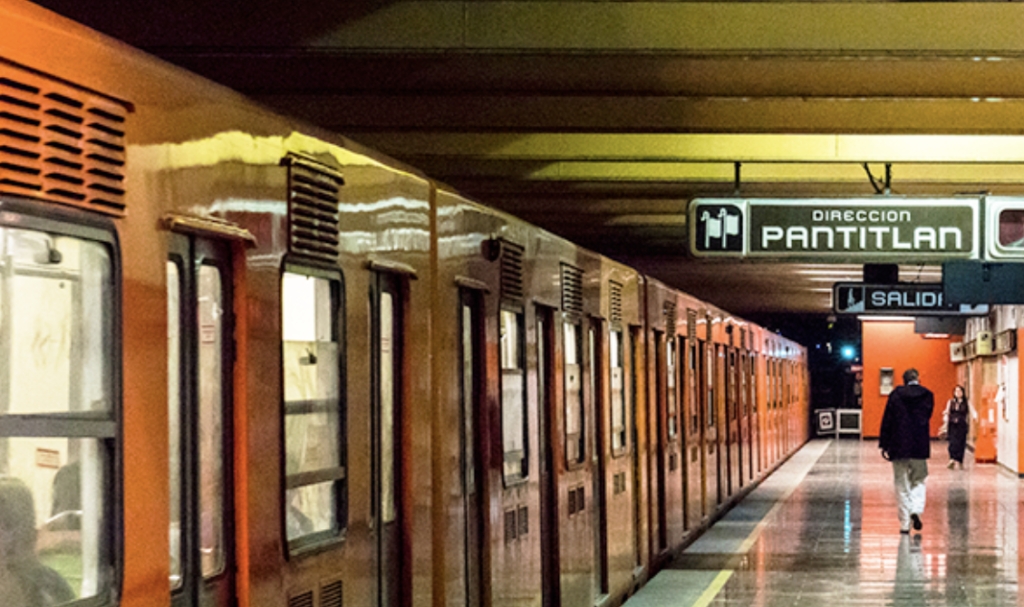 ¡Paranormal! Captan al niño fantasma del Metro Pantitlán: VIDEO