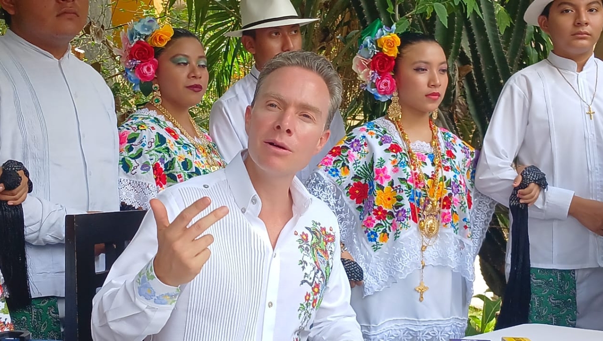 Manuel Velasco se reúne con mujeres yucatecas y se compromete a cuidar de su seguridad en Mérida