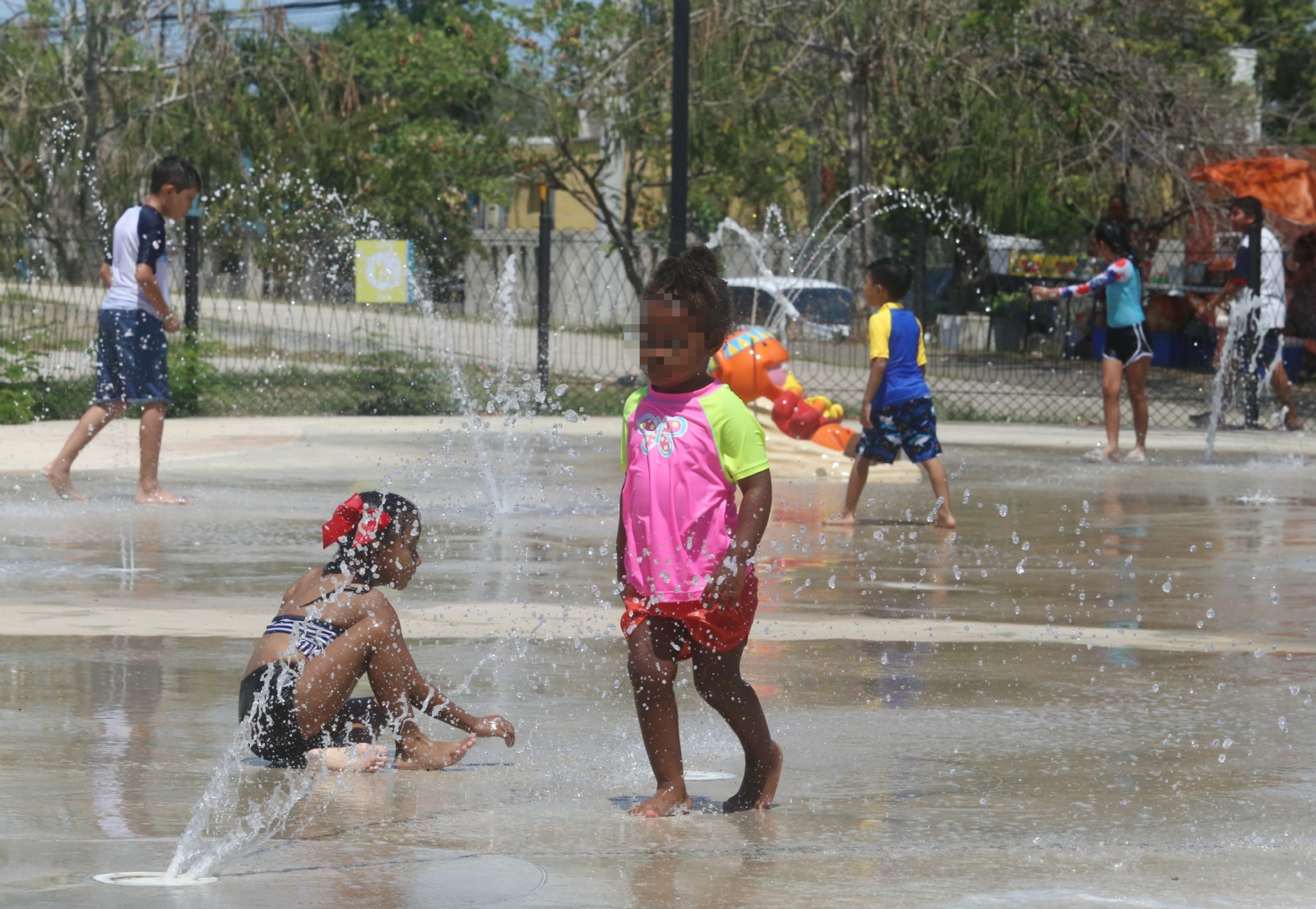 Alertan por casos de conjuntivitis en piscinas públicas de Yucatán