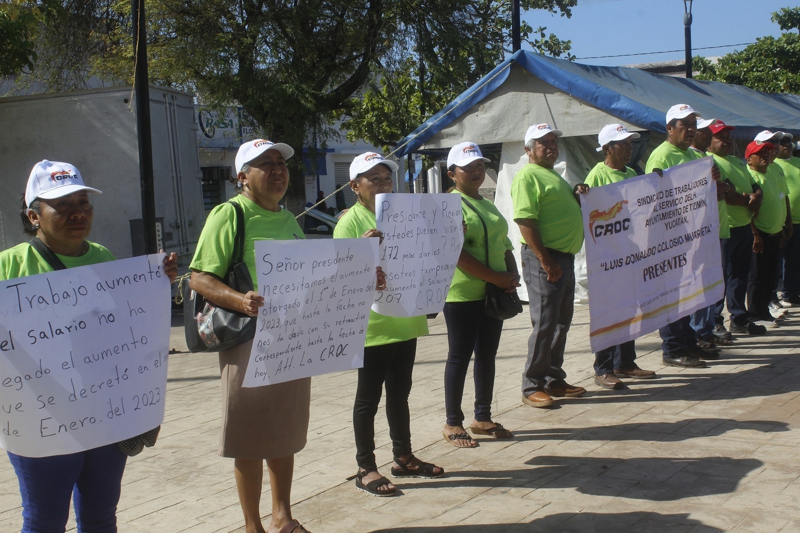 Sindicalizados del Ayuntamiento de Tizimín demandan al alcalde Pedro Couoh por falta de pago