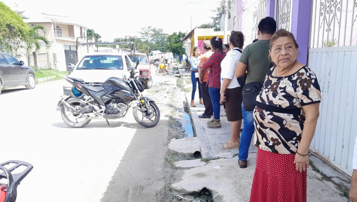 Rebosan fosas sépticas en Escárcega, Campeche