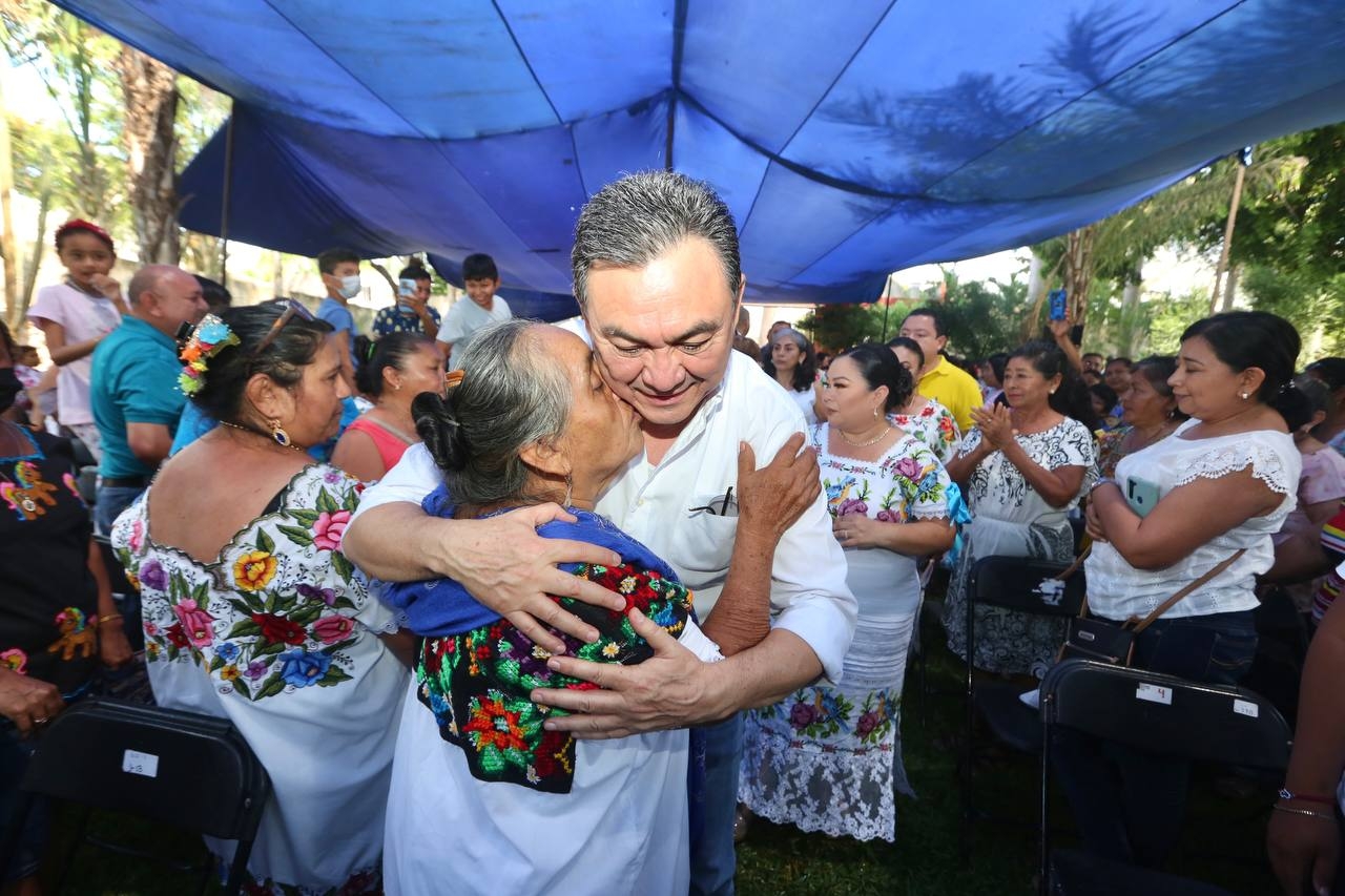 Liborio Vidal reunió a casi 90 mil yucatecos en sus 'Encuentros entre Amigos' en dos meses