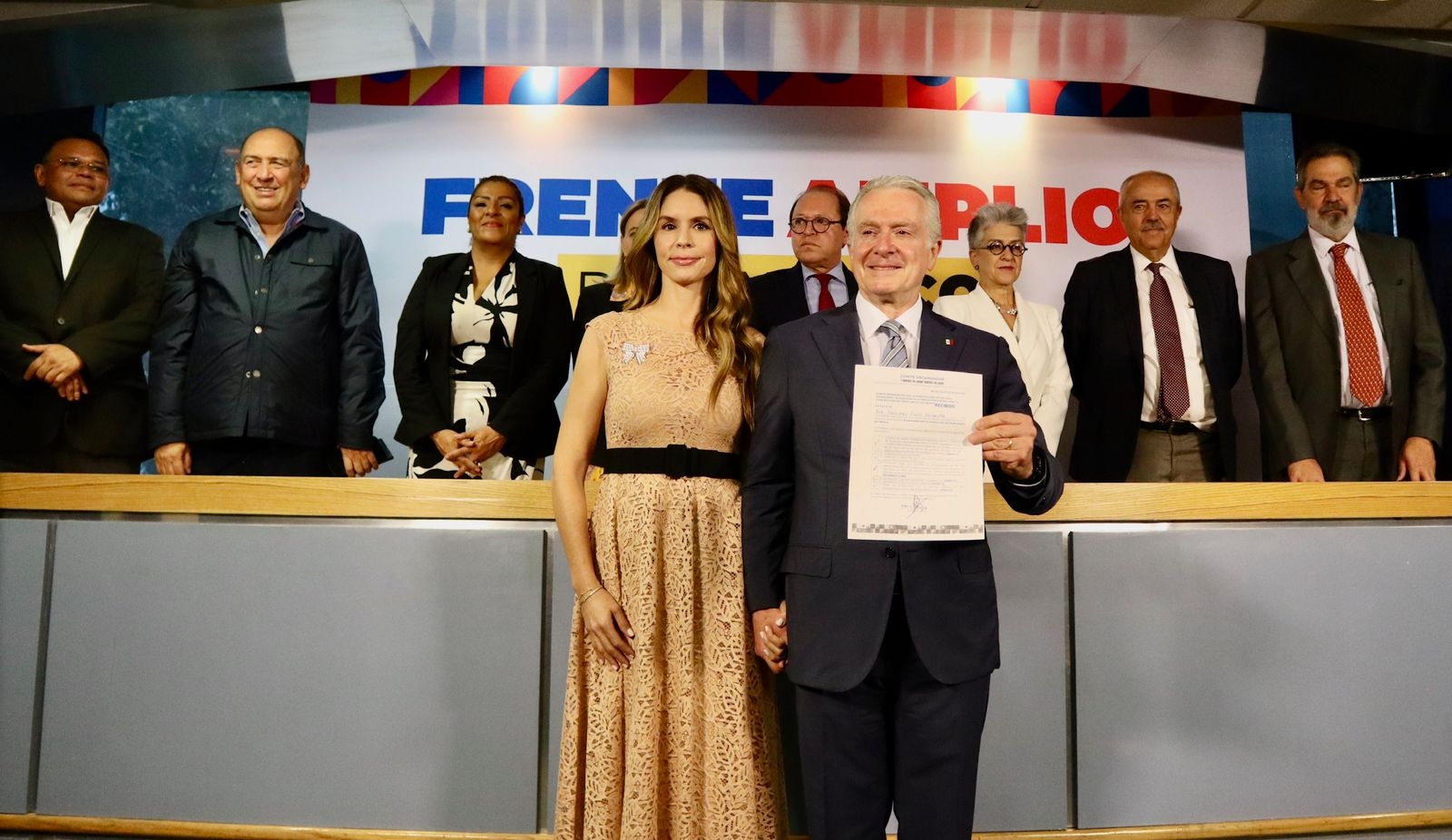 Santiago Creel se registra como aspirante a candidatura presidencial 2024