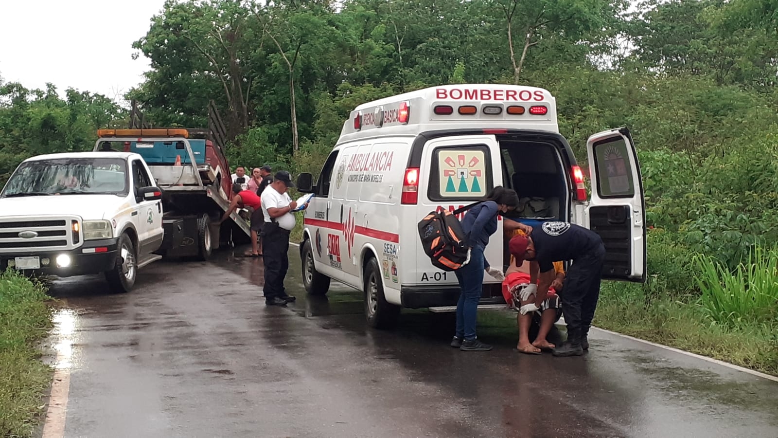 Choque entre dos vehículos en José María Morelos deja dos lesionados