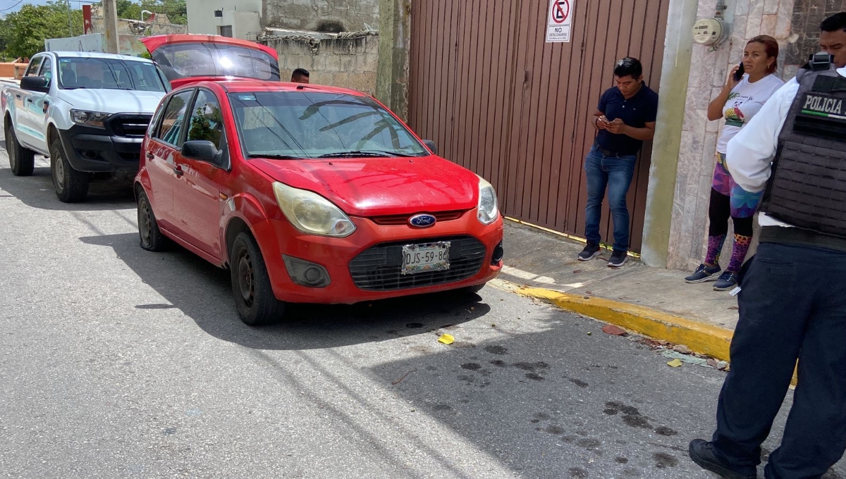 Mujer recupera su auto robado en Campeche; lo dejaron dañado con navajas