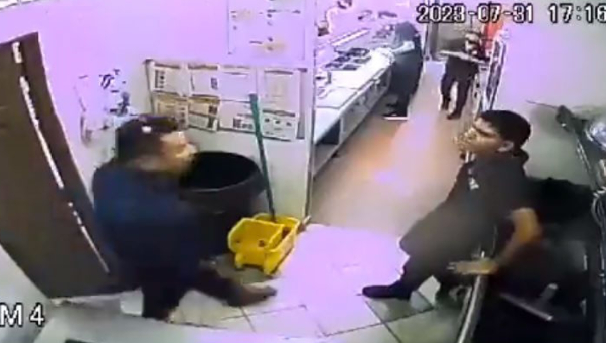 Peleador de artes marciales golpea a un empleado de Subway en San Luis Potosí: VIDEO