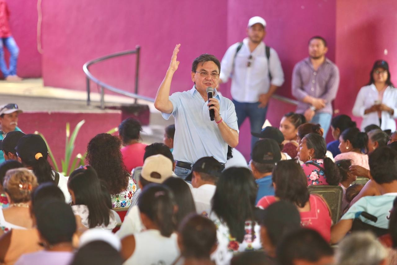 Pobladores de Espita reciben a Liborio Vidal para un 'Encuentro entre Amigos'