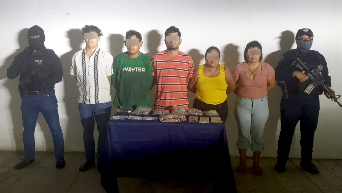 Caen cinco presuntos narcomenudistas en Villas del Sol en Playa del Carmen