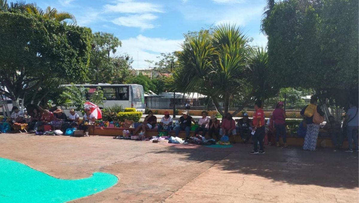 Ayuntamiento de Ciudad del Carmen reubicará a tianguistas de El Chechén a partir del 19 de agosto