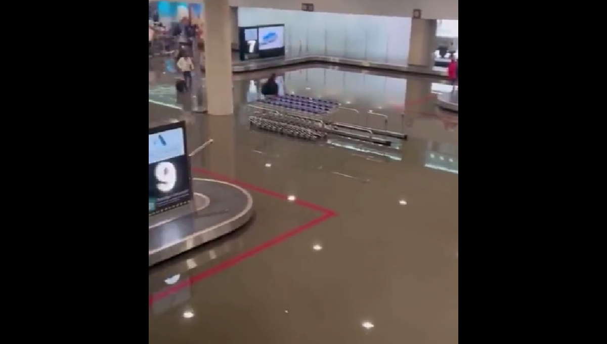 AICM se inunda tras fuertes lluvias en la Ciudad de México
