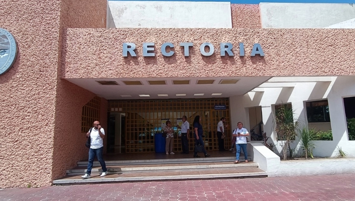 Sindicalizados de la Unacar reciben a 'cuentagotas' pago de 15 quincenas atrasadas