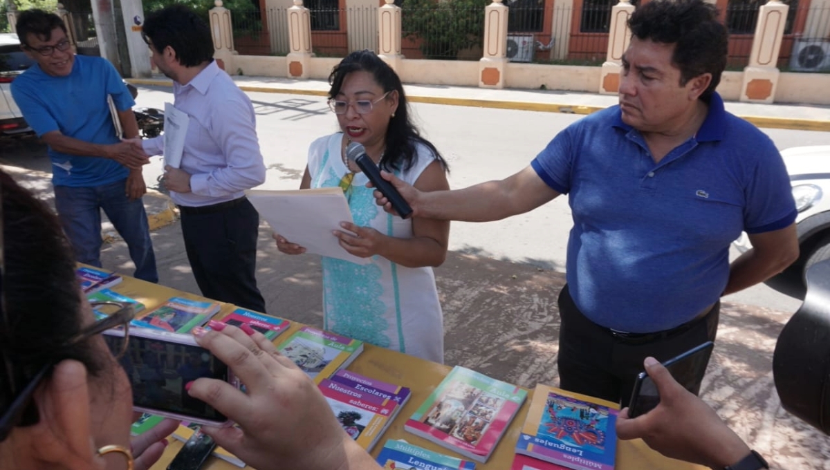 Religiosos de Campeche señalan a los libros de la SEP de 'satánicos'; convocan a marcha
