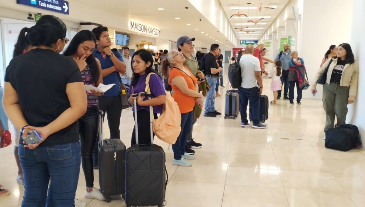 Aeropuerto de Mérida: Volaris retrasa vuelos por más de dos horas este viernes