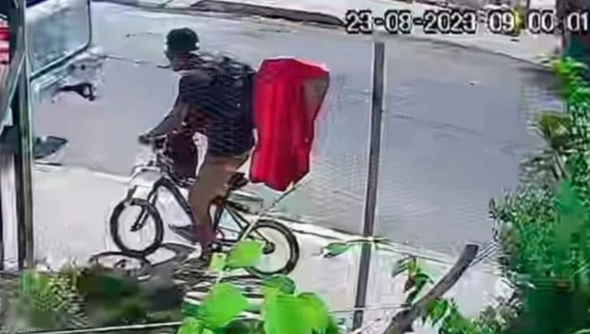 ¡No perdonan nada! Exhiben a un ladrón de pantalones en Ciudad Caucel, Mérida: VIDEO