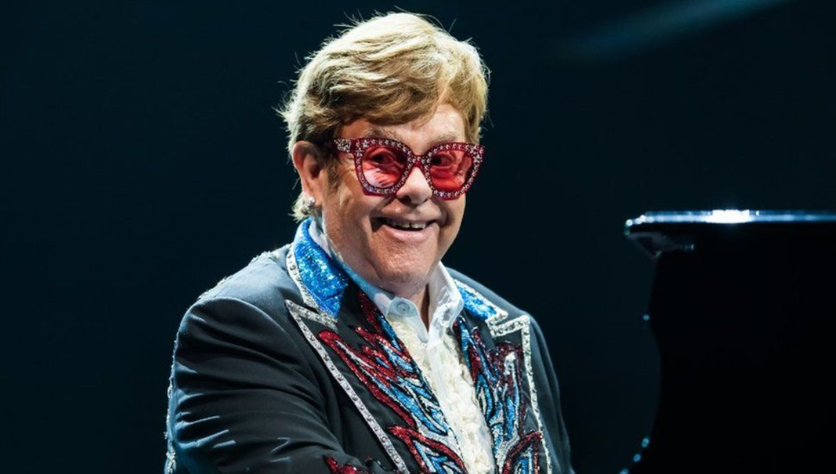 ¿Por qué fue hospitalizado Elton John en Francia?